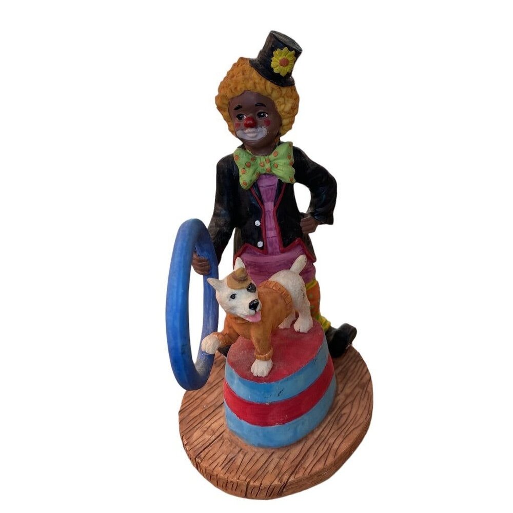 1997 Resin Clown Figurine Brown Skin Trick Dog Ring 7" Tabletop